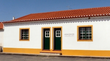 PS revela que edif&iacute;cio da Junta de Santana de Cambas (M&eacute;rtola) pode ruir