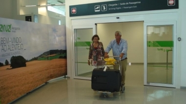 Câmara de Ferreiro do Alentejo faz balanço positivo da viagem que "estreou" aeroporto de Beja