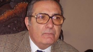 Governo Civil: Manuel Monge considera decis&atilde;o "leg&iacute;tima" mas avisa que &eacute; "uma precipita&ccedil;&atilde;o"