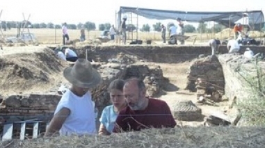 Ferreira do Alentejo: Trabalhos arqueol&oacute;gicos recome&ccedil;am no Monte da Chamin&eacute;