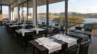 Restaurante panorâmico da Amieira Marina no "Guia Michelin 2012"