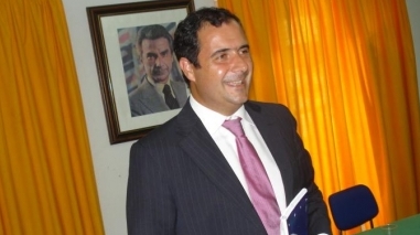 M&aacute;rio Sim&otilde;es pede demiss&atilde;o do presidente da Distrital de &Eacute;vora do PSD