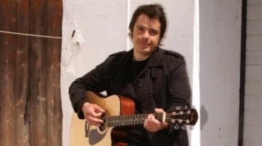 Bejense Paulo Ribeiro edita disco "No Sil&ecirc;ncio das Casas"