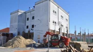 Bombeiros de Ferreira do Alentejo investem 400 mil euros na amplia&ccedil;&atilde;o do quartel