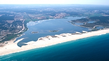 Dez praias no concelho de Gr&acirc;ndola com "Qualidade de Ouro"