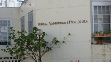 Ministra da Justi&ccedil;a garante continuidade doTribunal Administrativo e Fiscal em Beja