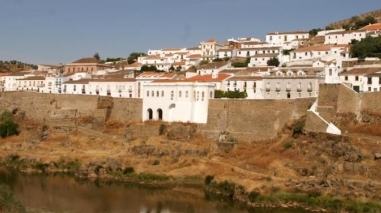 C&acirc;mara de M&eacute;rtola lan&ccedil;a livro para celebrar 500 anos do foral manuelino da vila