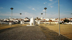 Festas da Vila animam