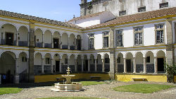 Universidade de Évora