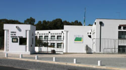 Pais fecham a cadeado