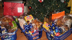 Cabazes de Natal entregues a