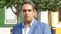 Câmara de Ferreira avança