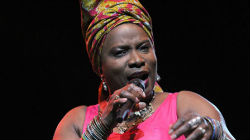 Angélique Kidjo confirmada
