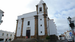 Almodôvar recebe