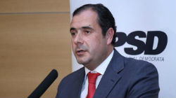 Deputado do PSD oferece CD’s