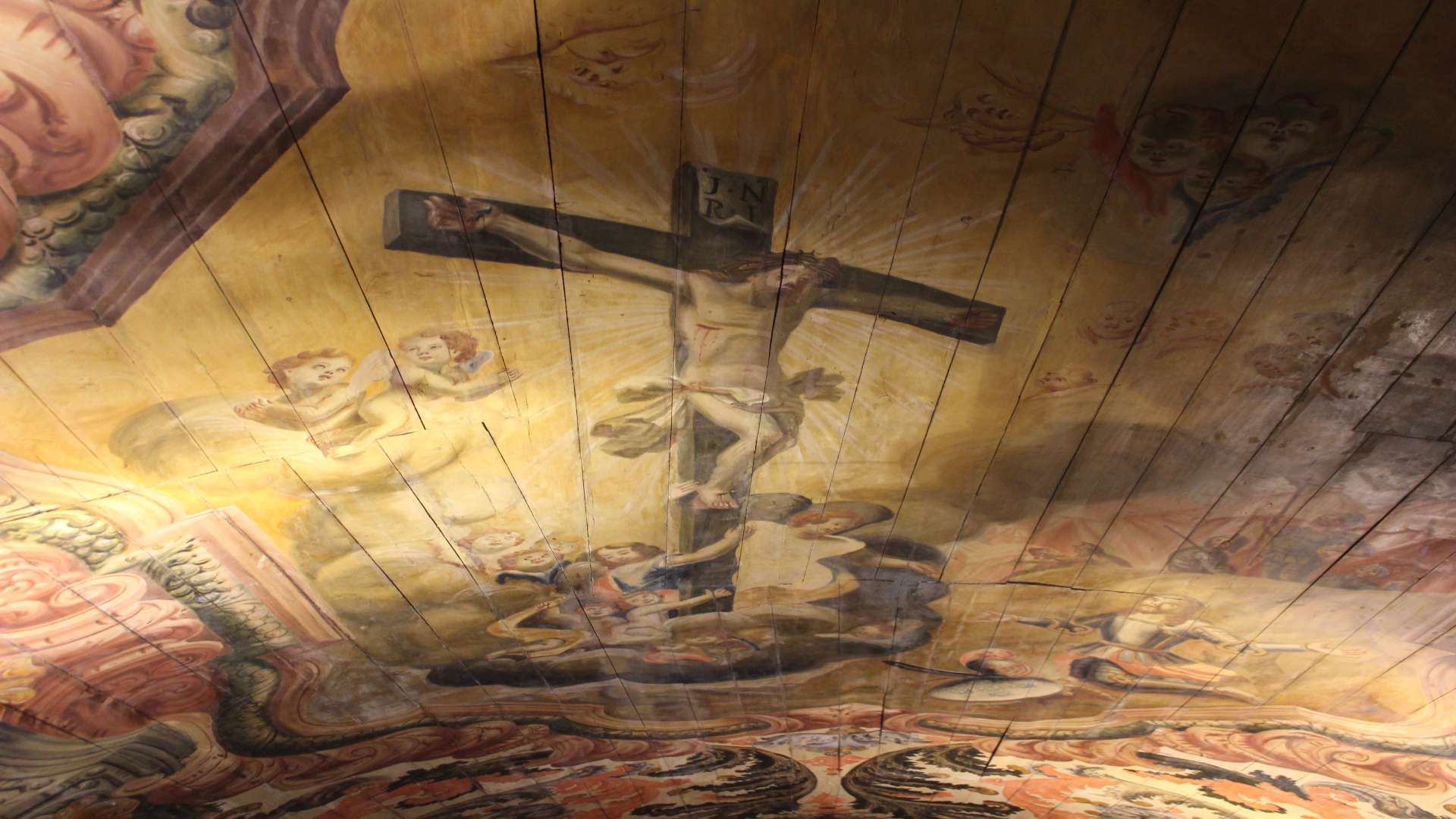 Basílica Real de Castro Verde. “Ver este teto é uma experiência única”