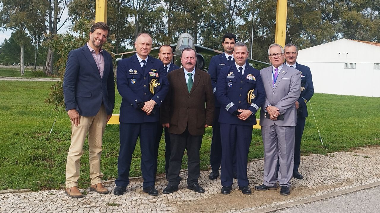 Comitiva do Chega visitou Base Aérea de Beja