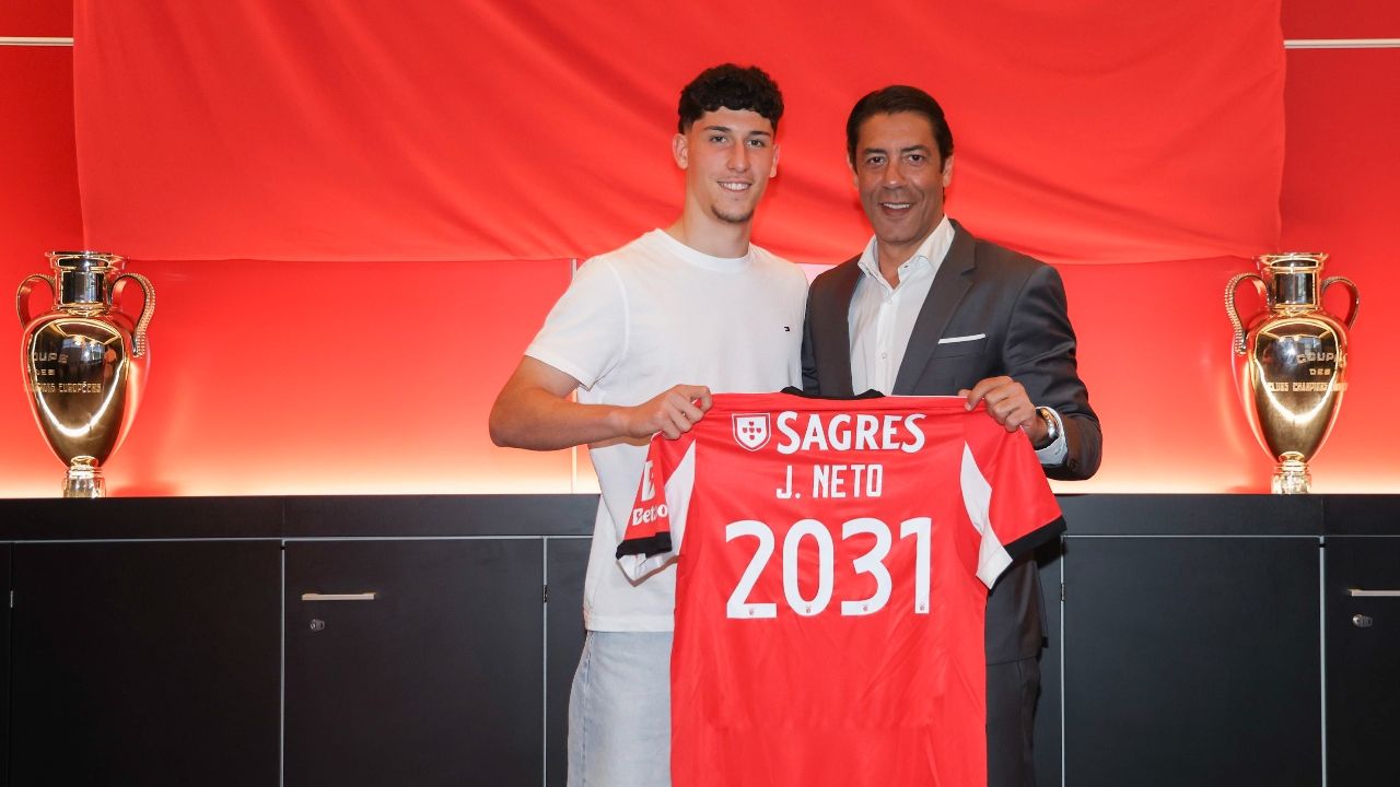 Aljustrelense José Neto renova com o Benfica até 2031