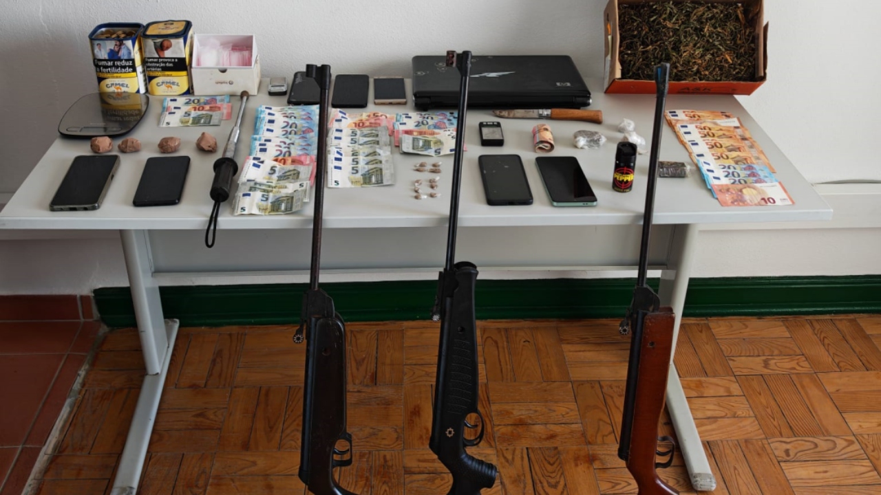 Rede de tráfico de droga desmantelada em Castro Verde e Beja