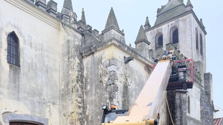 Câmara de Alvito - intervenção na Igreja Matriz (jan 2026)