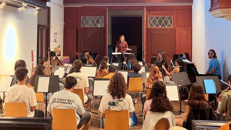 Festival Quintais Adentro 2026 - Orquestra Locomotiva