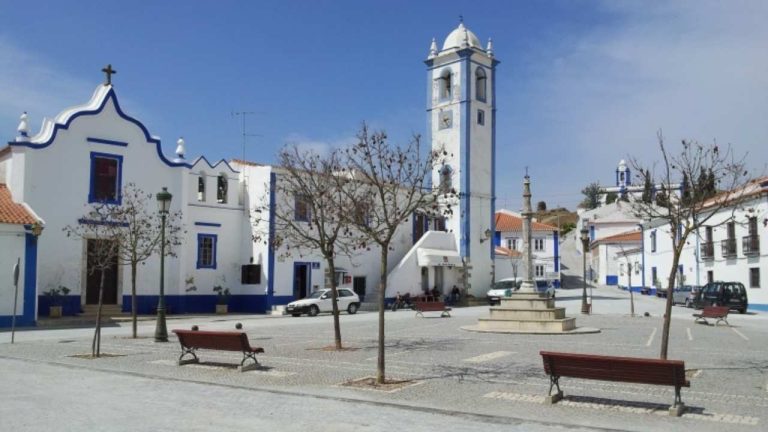 Messejana - Praça 1º de Maio