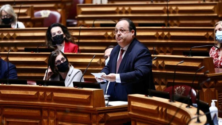 Pedro do Carmo - Parlamento
