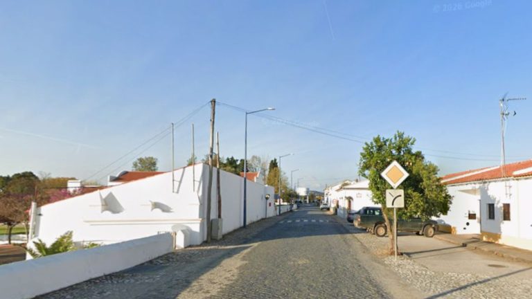 Vila Nova da Baronia - Avenida 1º de Maio